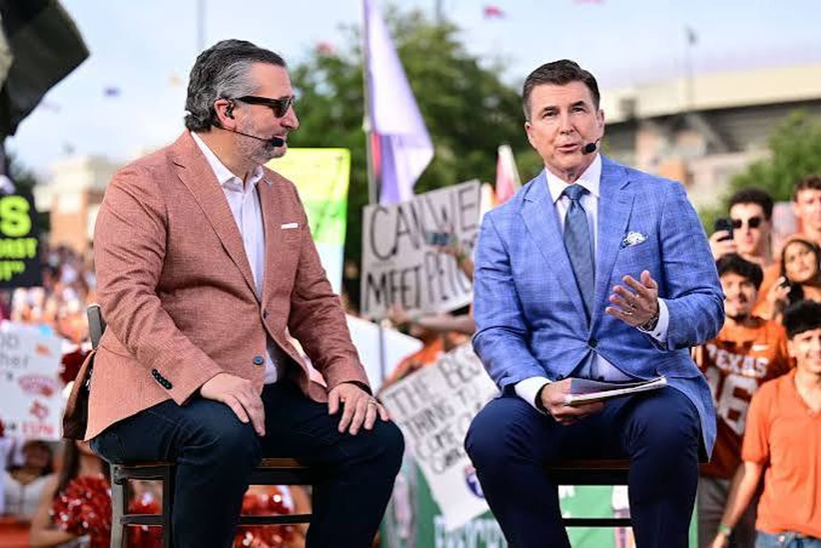 Were Texas Fans Actually Booing Ted Cruz, or Booing the Bill He Was Selling?