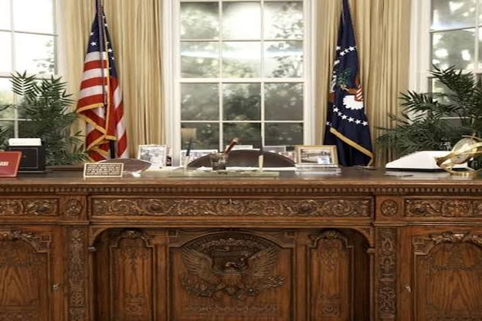 Is the Oval Office Now a Brokerage?