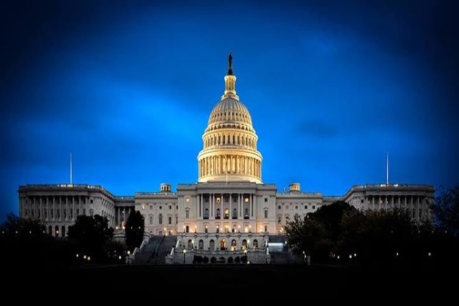 America's 2026 Midterm Elections Could Flip Congress, but Redistricting Games Keep Rigging the Odds